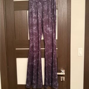 Chic Tie-Dye Flared Pants